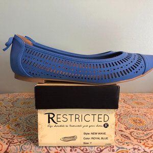 Restricted Perforated Cap-Toe Pointed Flats